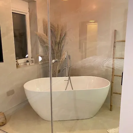 Divernoa Apartment *