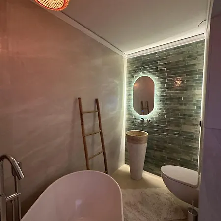 Divernoa Apartment